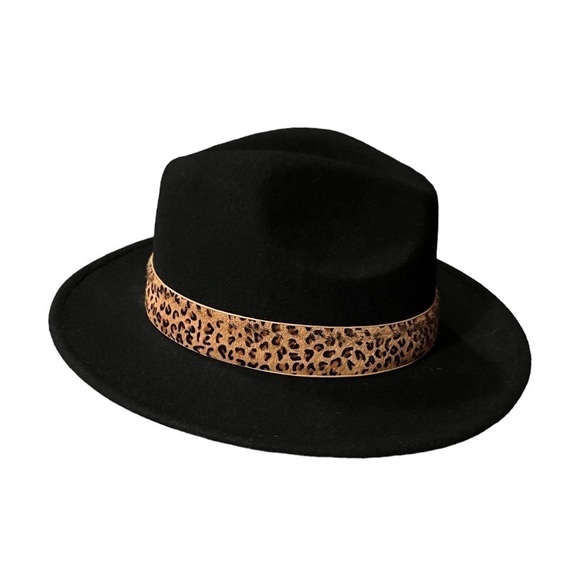 One 24 Rags Women’s Black with Leopard Trim Hat - Picture 3 of 7